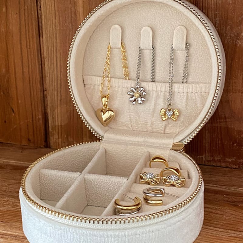 

VINTAGE HOLLYWOOD [Jewelry Case SET] Best Necklace&Earrings Nature Daisy Necklace