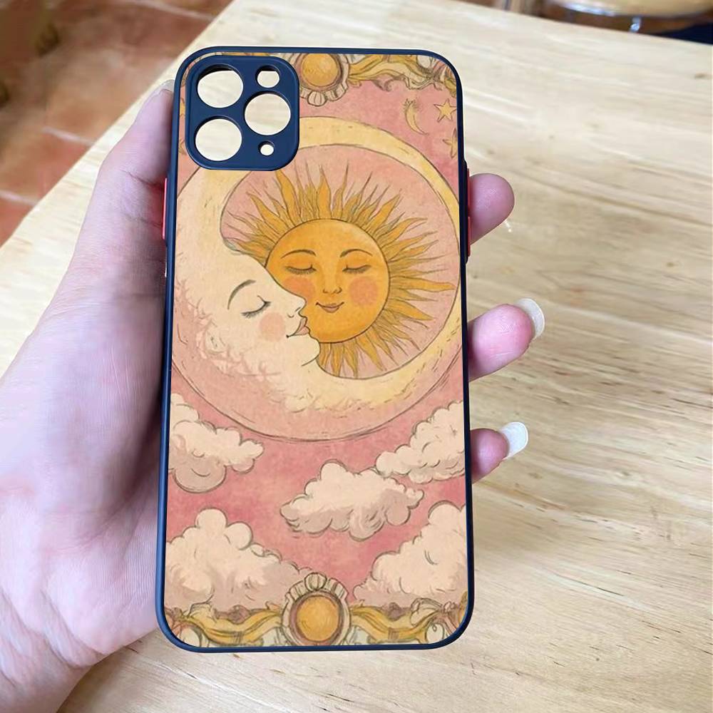Retro Tarot Sun Moon Stars frosted Shockproof For iPhone 16 15 11 12 13 14 Pro Max X XSMAX Mini Phone Case