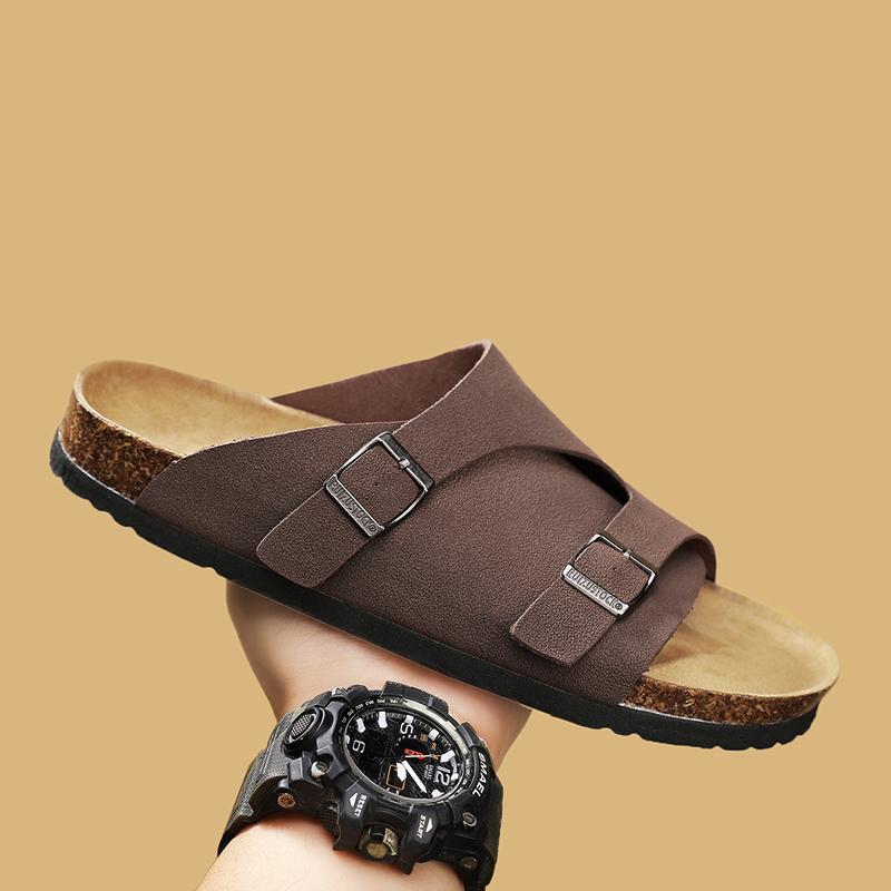 Slippers Summer Flip-Flops for Men Beach Slippers Brown Sandals Comfortable Soft Shoes Non-Slip Bathroom Shoes Men Slides