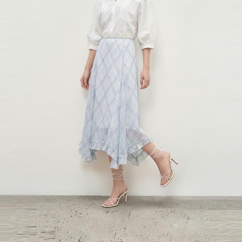 

Qiushuiyiren Irregular Hem Satin-Trimmed Skirt M