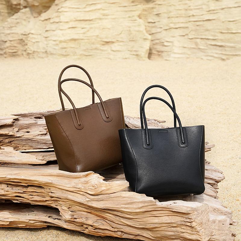 Leather Women's Bag Simple Artsy Retro Bag Tree Paste Leather Bucket Bag Women's Shoulder Crossbody Bag Everything