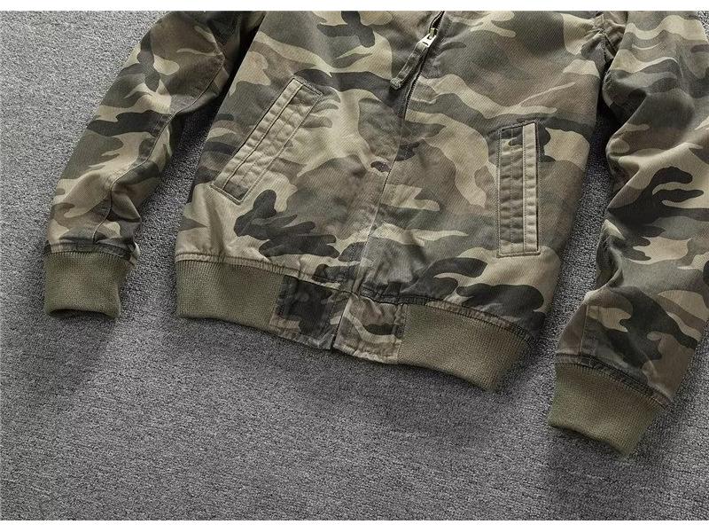 Men's Retro Camouflage Baseball Jacket - Autumn/Winter Collection