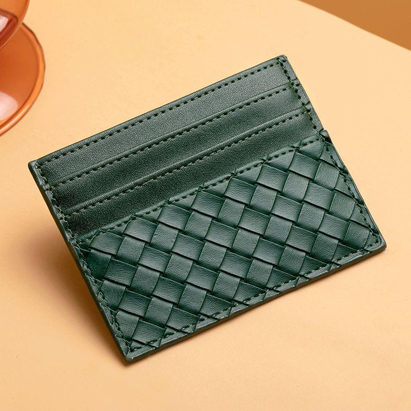 

Knitted Leather Card Holder: Ultra-Thin, Multi-Slot, Unisex ID and Credit Card Case