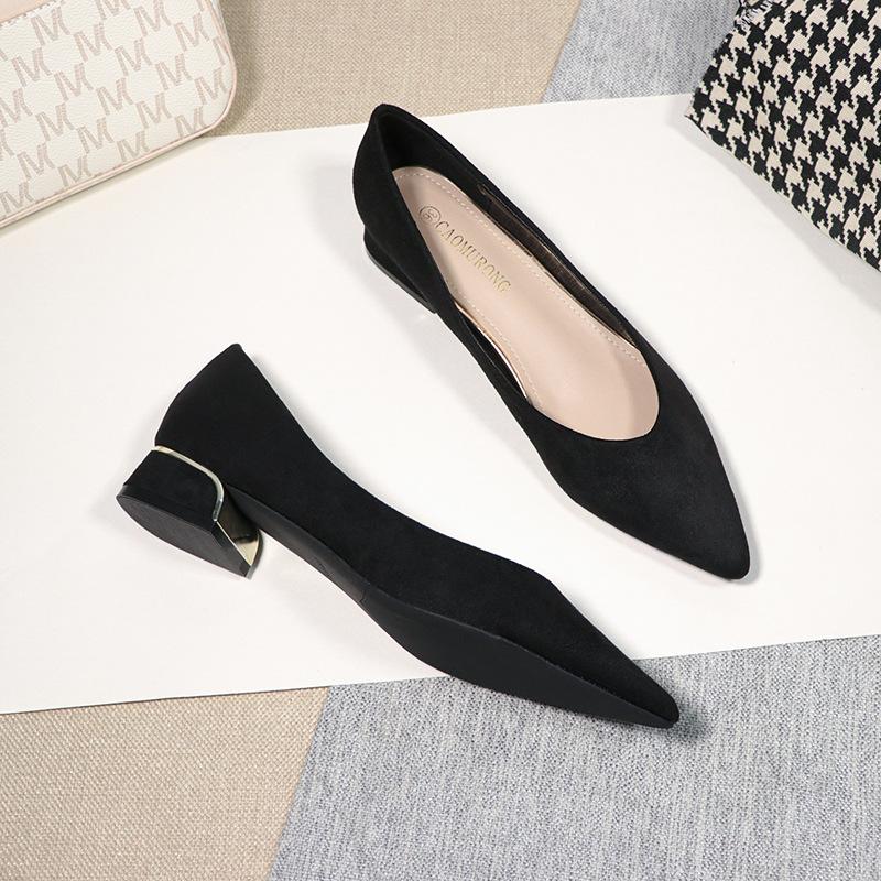 

Professional high heels thick heel women s autumn black pointed suede etiquette work low heel dress small single shoes 40 чёрный