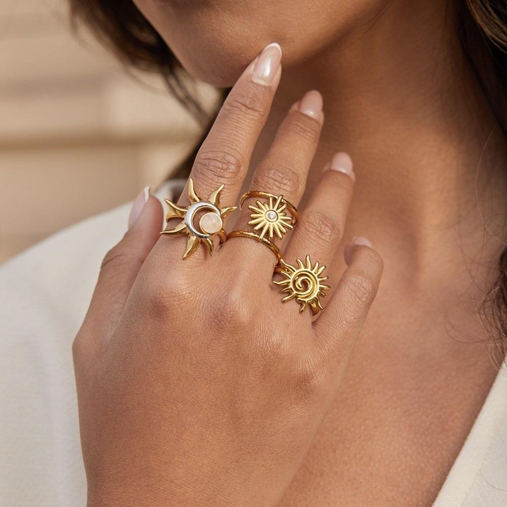 Classic Spiral Sun Ring Stainless Steel Metal Smooth Finger Rings Gold Adjustable Hand Ornament Wedding