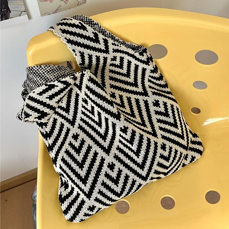 Fashion Geometric Contrast Color Handmade Knitted Handbag Women Minimalist Knot Shoulder Bag Summer Beach Bag