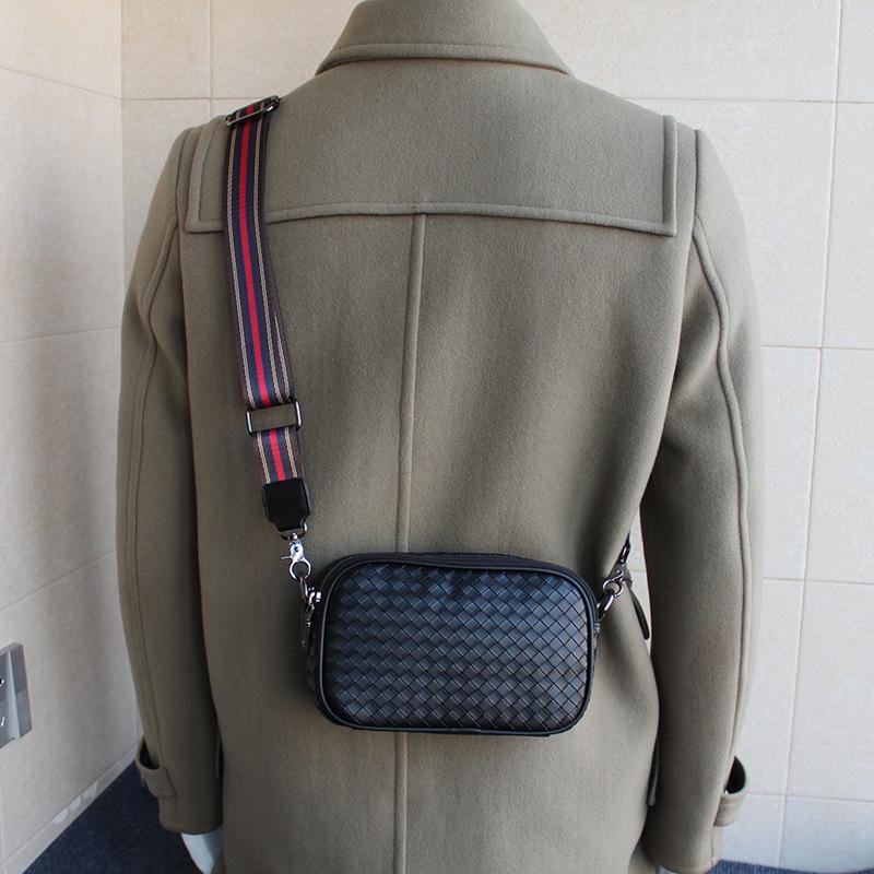 Korean Soft Leather Retro Crossbody Bag - Unisex Large Capacity Pillow Design for iPad