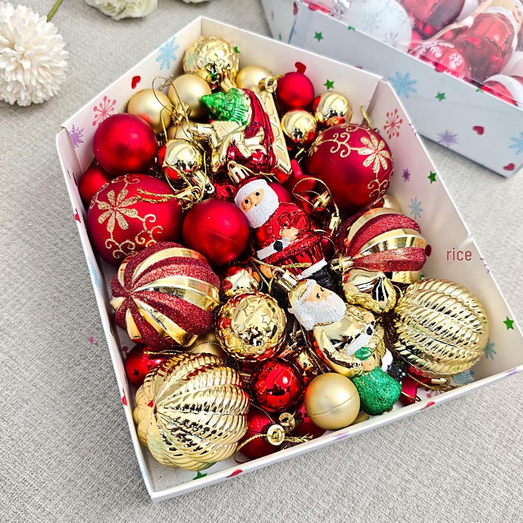 72-Piece Christmas Tree Decorations Set: Houses, Gift Boxes, Snowmen, Sleigh, and Painted Plastic Ornaments