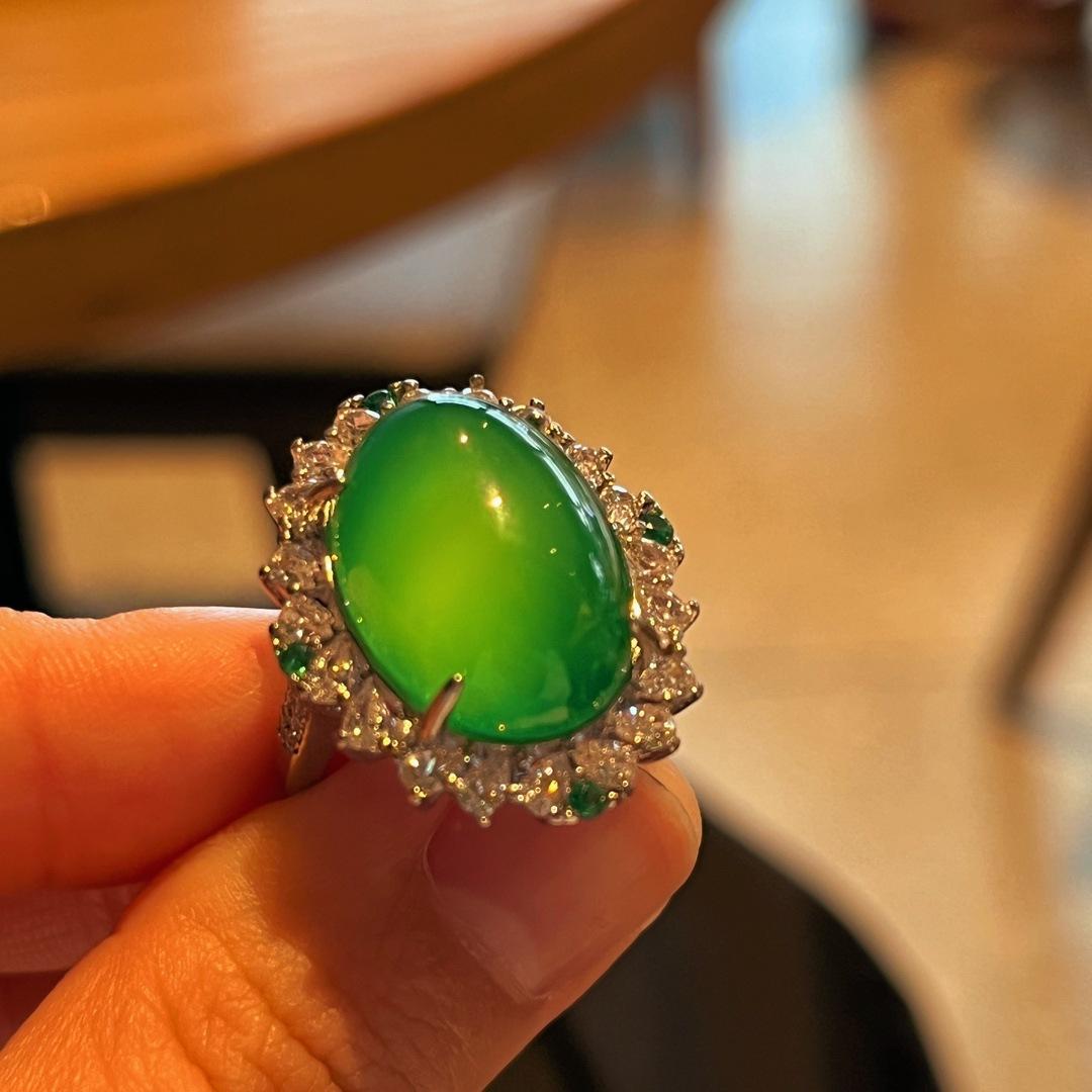 Изумрудно-зеленое ледяное кольцо со светящимся натуральным хризопразом Агатовое кольцо Реальное фото