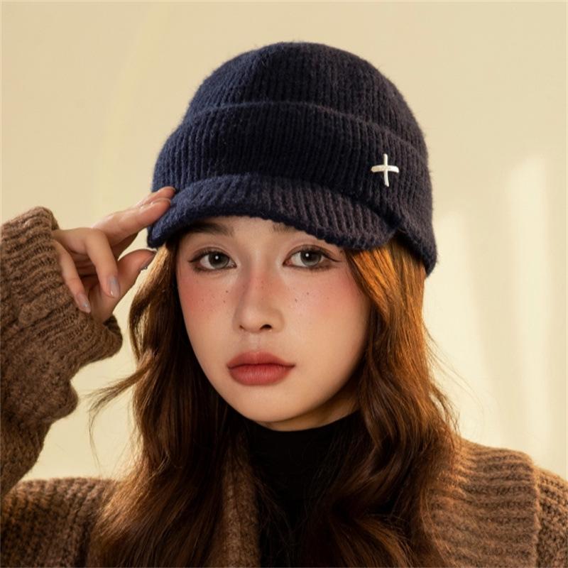 Vinter ulllue Fasjonabel allsidig med fløyelsstrikket baseballhette Small Face Varm andebbhette for kvinner
