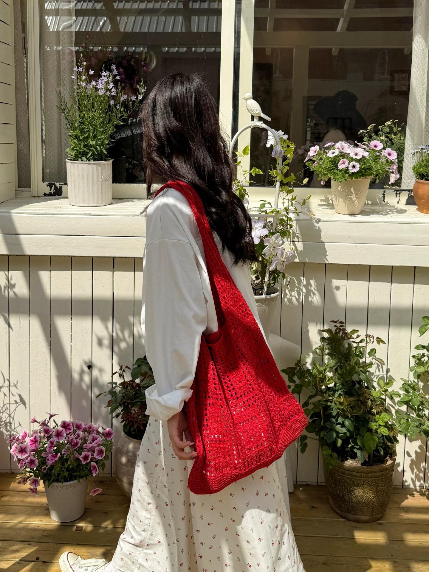 Red Hollow Knitted Bag Summer Fashion Knitted Bag Versatile Commuter Large Capacity Shoulder Tote Bag