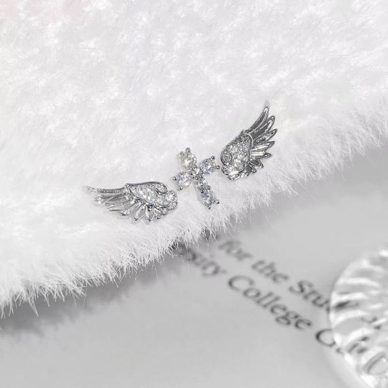 

3/4Pcs Vintage Fashion Luxury Shining Angel Wings & Cross Earrings For Women And Couples Personality Ear Studs Jewelry Gifts A1