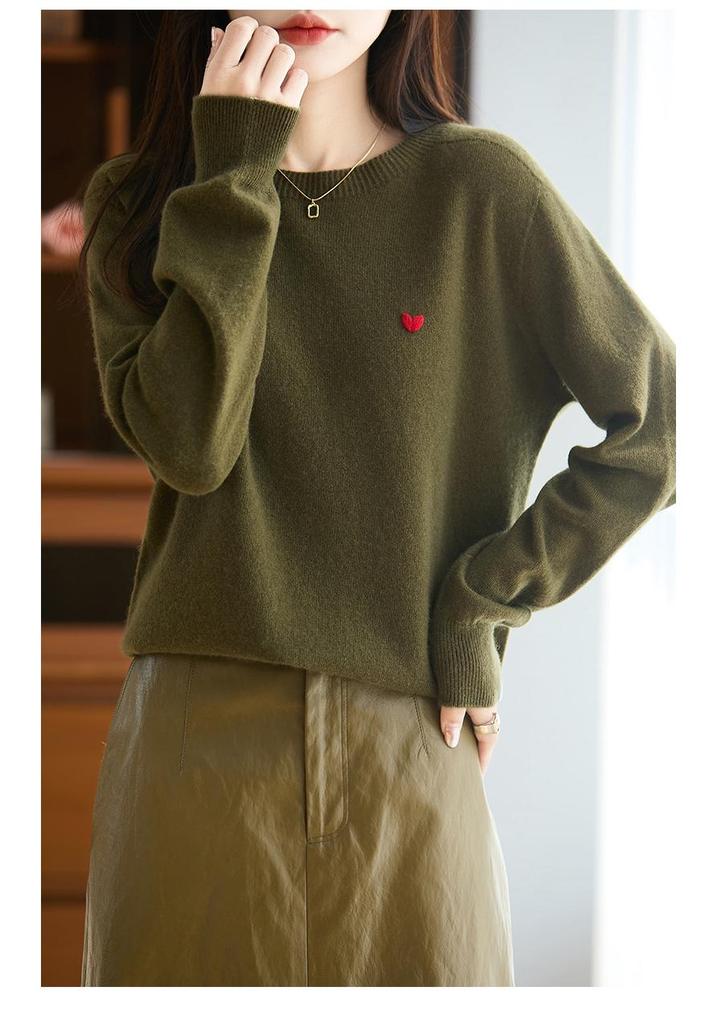 Heart Embroidery Pure Wool Round Neck Pullover Sweater - Autumn/Winter Collection