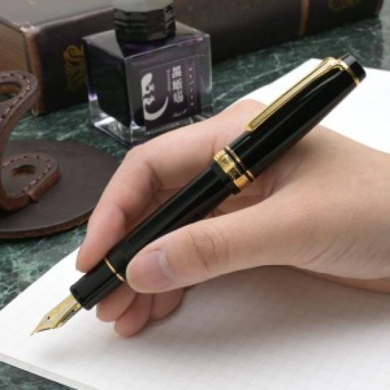 Sailor Professional Gear Gold Fountain Pen Black Medium Nib 11-2036-420 with Converter
