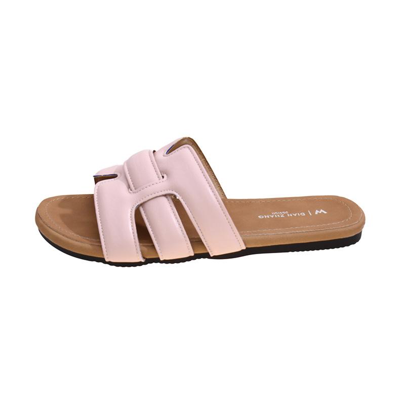 Internet celebrity fashion fairy wind beach sandals 2025 summer and autumn new French versatile flat casual one-word slippers