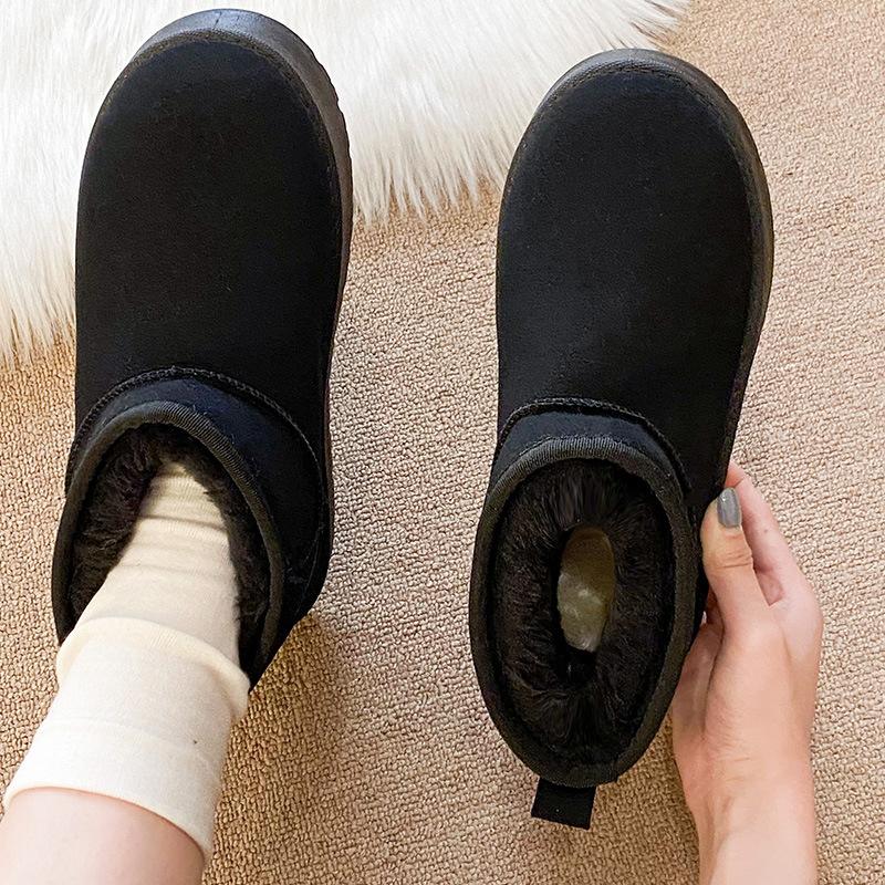 

Женские зимние ботинки на толстой подошве с набивкой и утолщением. Новые нескользящие, водонепроницаемые и теплые при минусовой температуре хлопковые ботинки для Северо-Востока носят 40