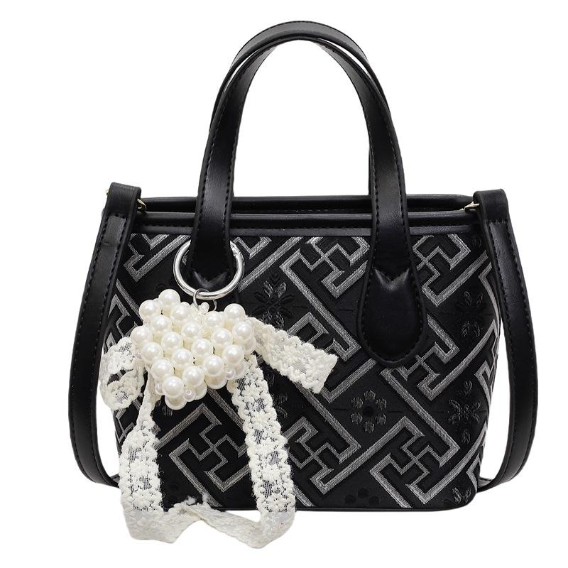 Fashion Handbag Women's New Versatile Shoulder Messenger Bag