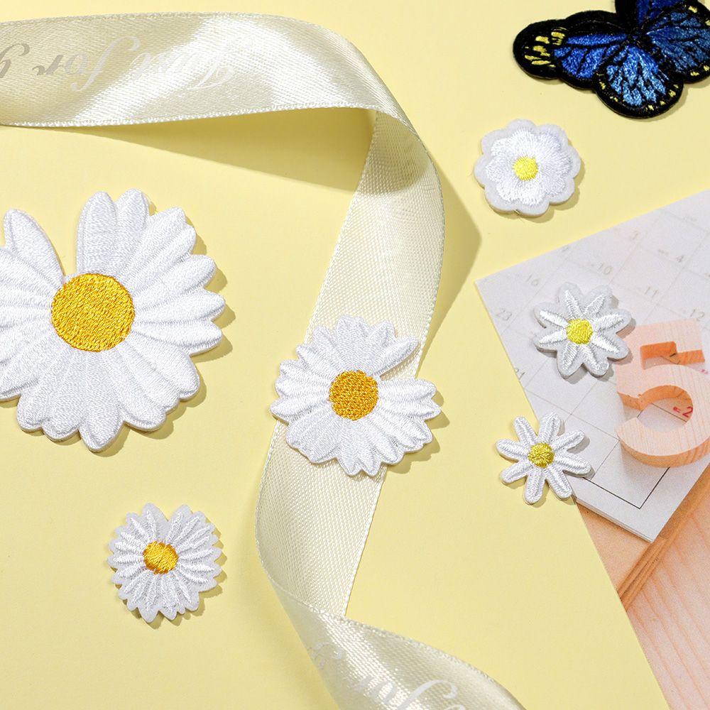Autocolant Haine Pânză Brodată Fluture Aplică Termică Mică Margaretă Broderie