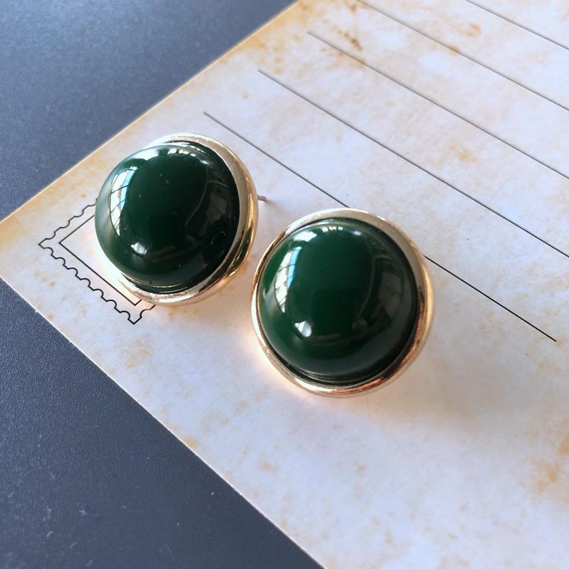 Vintage Women Baroque Green Color Pearl Enamel Earrings Trendy Palace Round Heart Shape Stud Earring Exquisite Lady Stud Earing