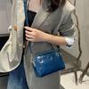 Leather women's bag, new mobile phone bag, fashionable mother shoulder bag, women's casual versatile messenger bag, key bag.
