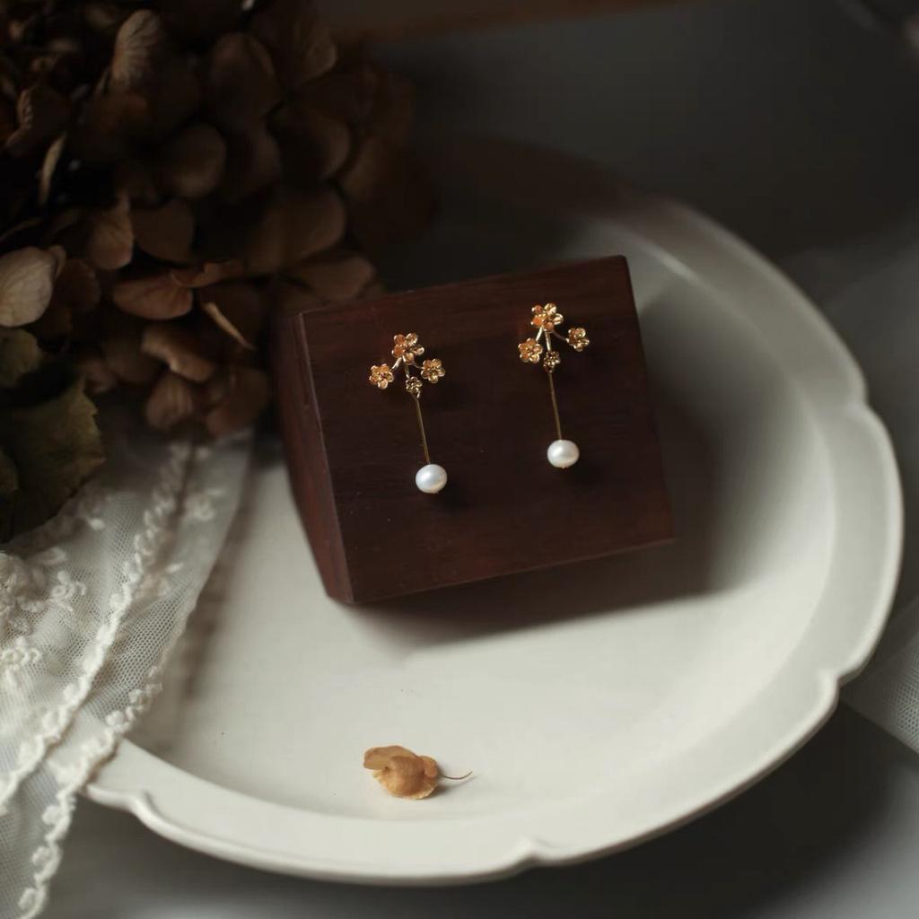 The beauty of all four seasons, I love you Flower-shaped natural pearl earrings for women14k Gold-plated vintage fashion earrings
