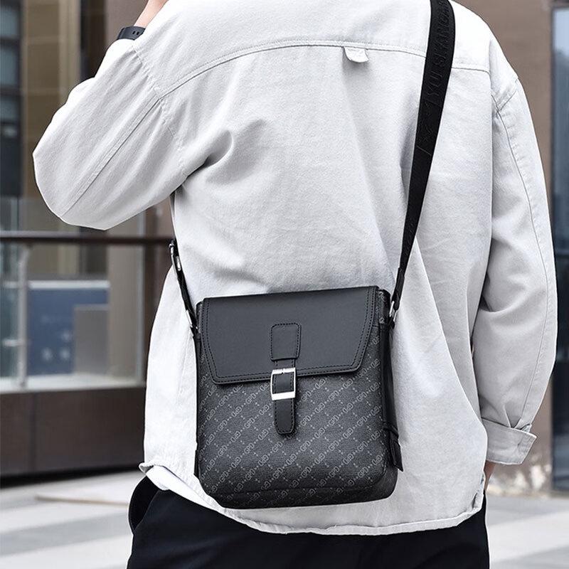 YUESKANGAROO Men s Water-Repellent Vertical Crossbody Bag