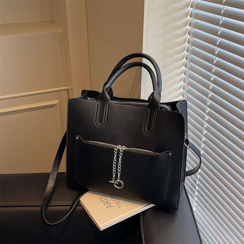

New handbag going out commuting casual simple tote bag fashionable contrasting color large capacity messenger bag чёрный
