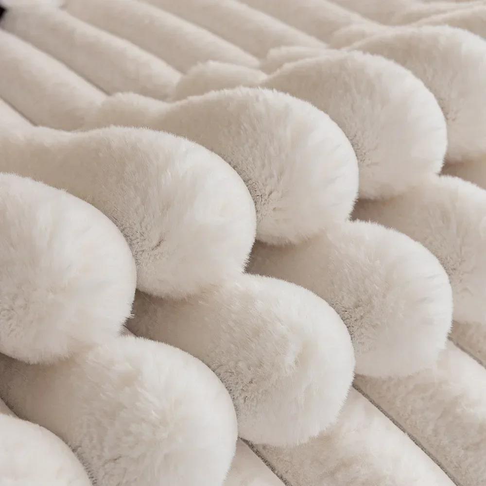 Warme Plüsch-Sofahülle Dickes und bequemes Sitzkissen Rutschfeste und kratzfeste Sofadecke