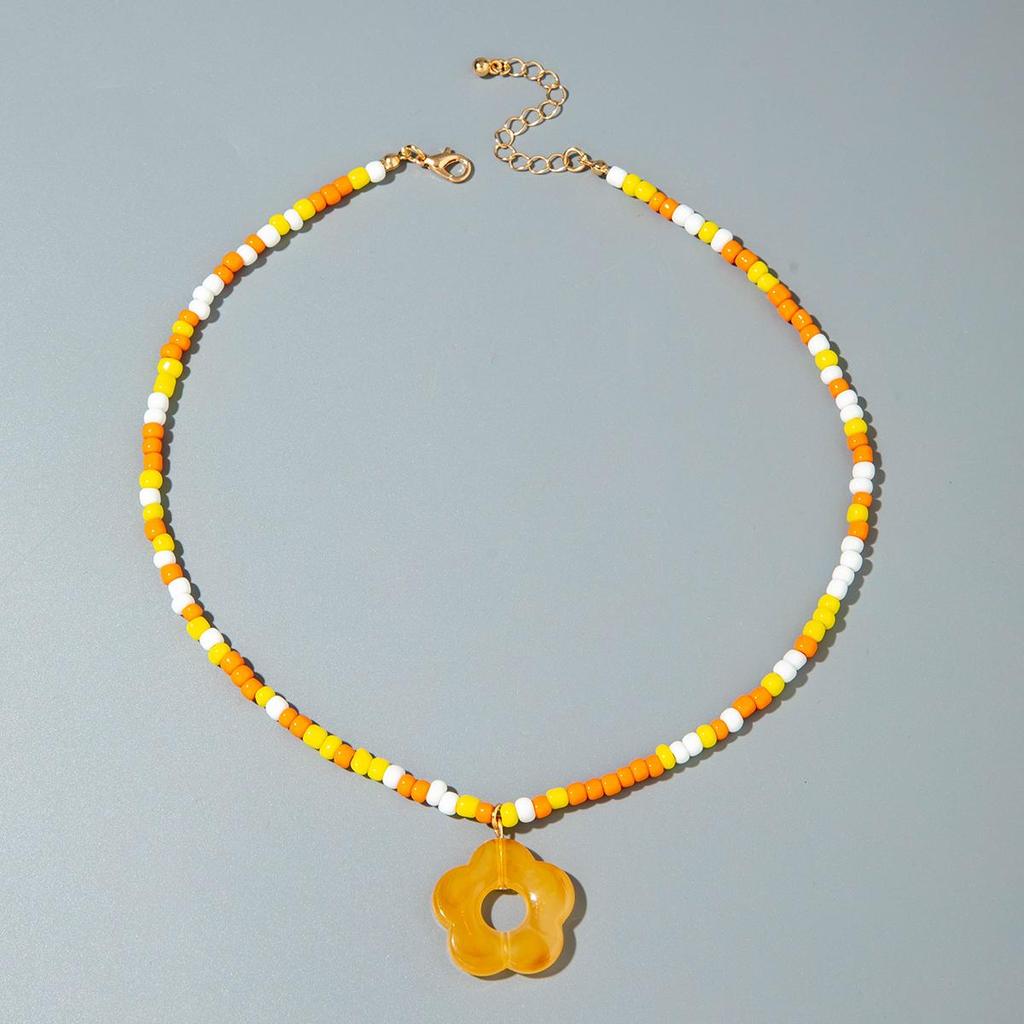 Summer New Style Fresh Temperament Resin Hollow Flower Pendant Color Blocked Rice Bead Necklace Women's Jewelry Daily Matching Necklace