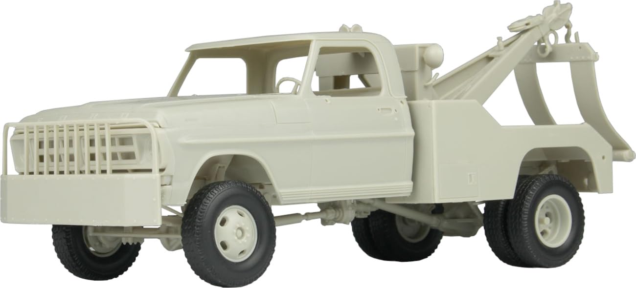

Moebius Model Scale 1972 Ford Tow Truck 4x4 High Side Plastic Model Kit MOE2598 1/25 F-350 (Car)
