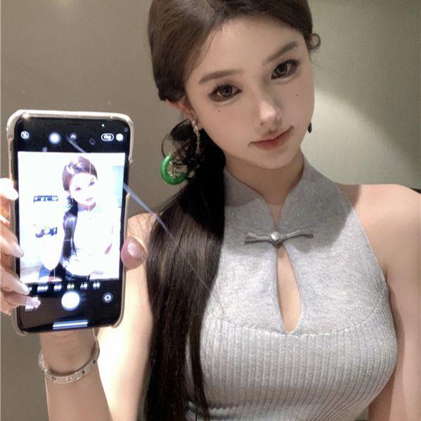 

Buttoned Hollow-out Halter Sleeveless Knitted Vest Women s Summer Hot Girl Slim Fit Inner Wear Chinese Style Top Outerwear S сірий колір