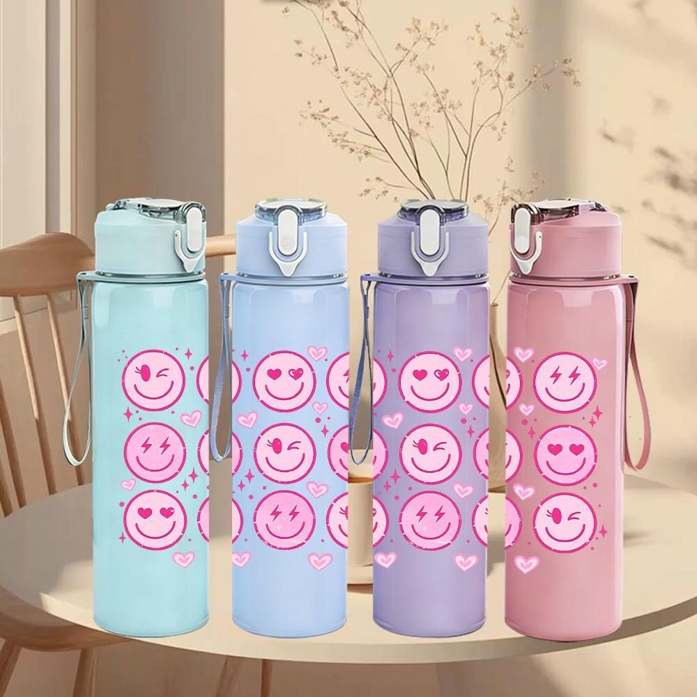 1PC Pink Smiley Face Emoji Pattern Print 750ml Color Plastic Sports Water Bottle Leakproof Flip Straw Lid Suitable for Sports Office Home Use