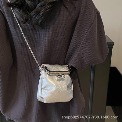 Women's Chain Bag, Fashionable Foreign Texture, Japanese and Korean Shoulder Bag 2025 Spring New Item, Yuezi Casual Messenger Bag
