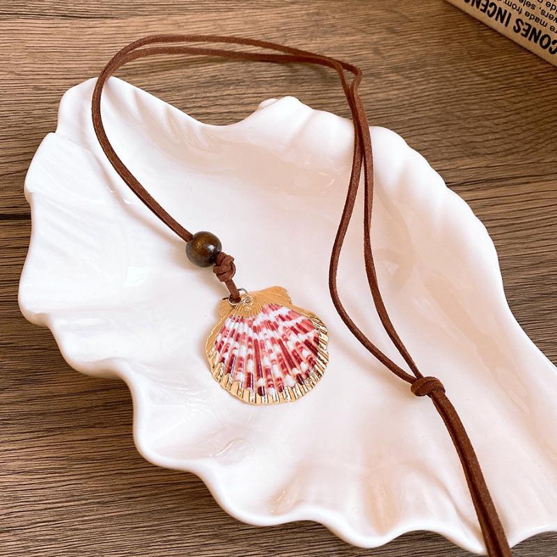 Oceanic Shell Starfish Conch Pendant Necklaces for Women Adjustable Rope Collarbone Chains Necklace Seaside Holiday Jewelry V