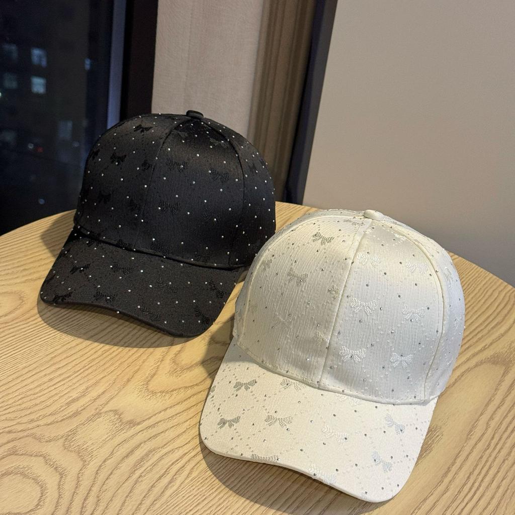 2026Embroidered and rhinestone-studded fashionable Korean-style sweet versatile women's outdoor casual sun-protective baseball cap