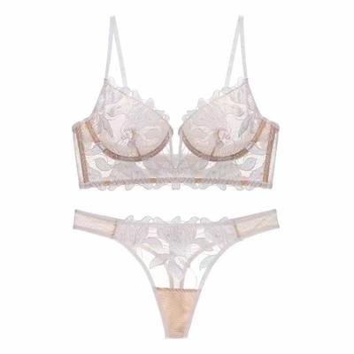 European & American Lace Embroidery Deep V Lingerie Set: Stylish Anti-Sagging Bra for Large Busts