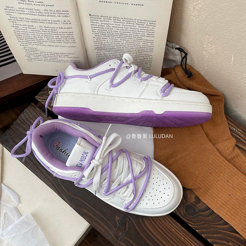 

2024 Мужские и женские трендовые баскетбольные кроссовки на воздушной подушке с амортизацией и высококачественная спортивная обувь для бега 40