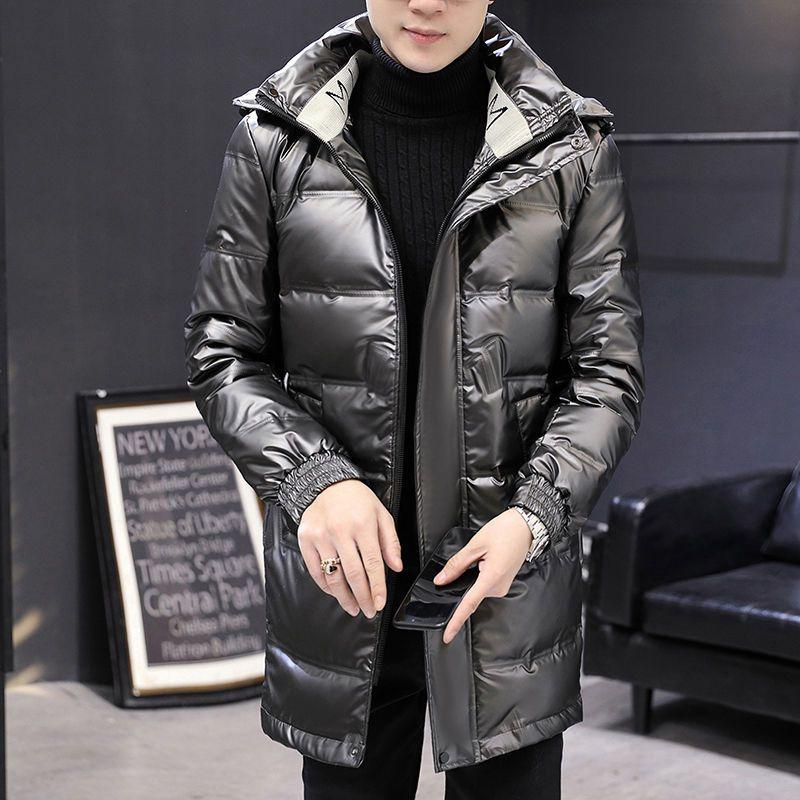 Daunenjacke mit glänzender Oberfläche, mittlere bis lange Länge, warme und dicke Winterjacke für Herren in Übergröße