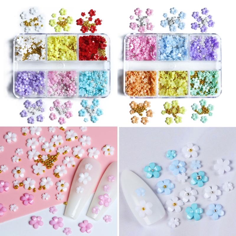 2022 Hot Selling Nail Art Five Petal Flower Jewelry Size Mixed Three-dimensional Resin Drill Flower Nail Art Jewelry