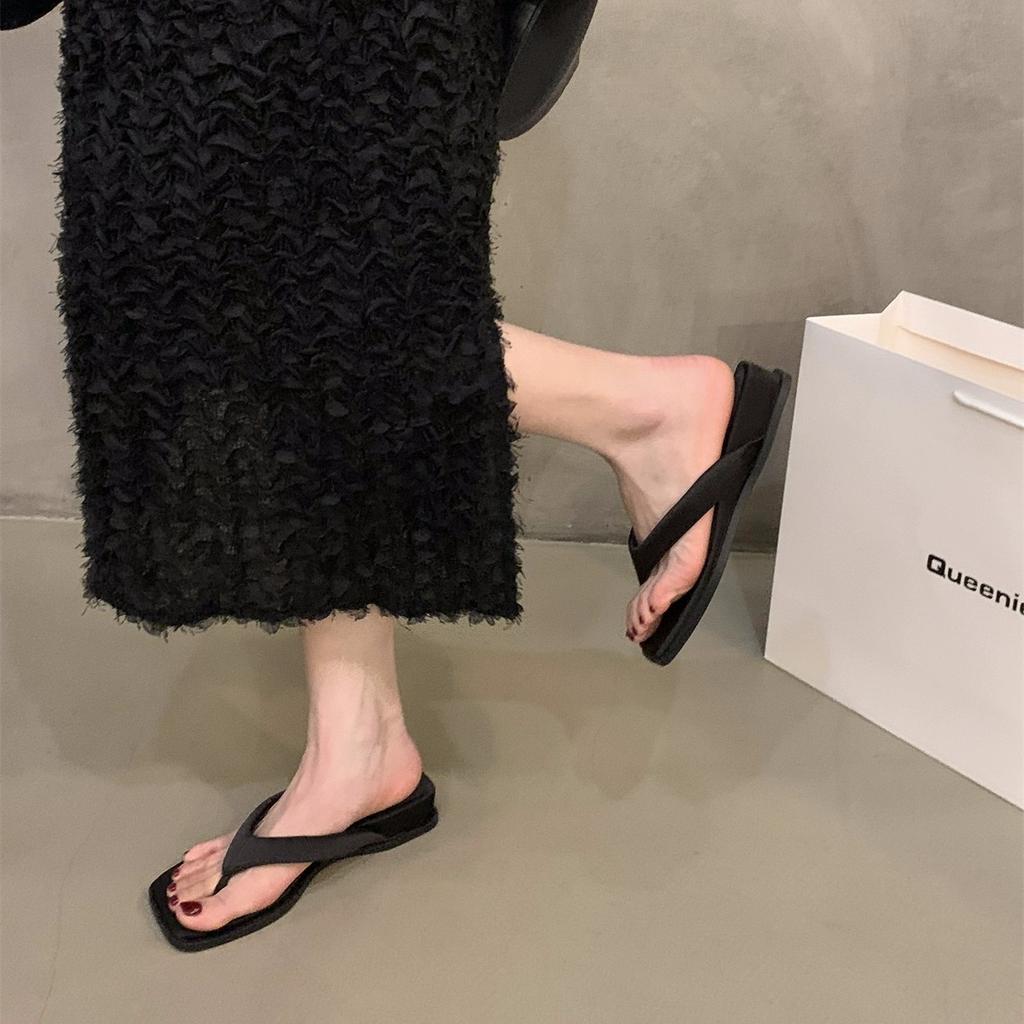 Wedge heel silver pinch flip-flops shoes women's shoes casual outer wear 2025 new summer skirt sandals