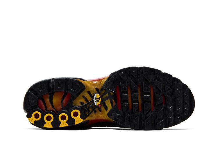 Nike Air Max Plus Negro Dorado Universitario Rojo
