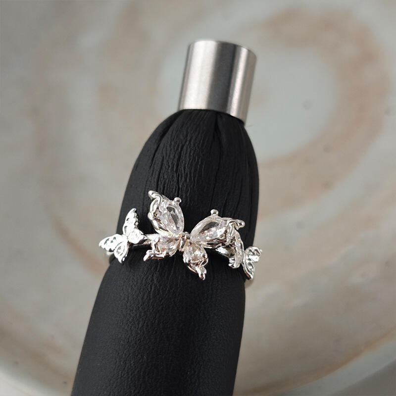 Light Luxury Niche Rhinestone Butterfly Rings for Women Girls Gentle Temperament Silver Color Open Rings Birthday Jewelry Gifts