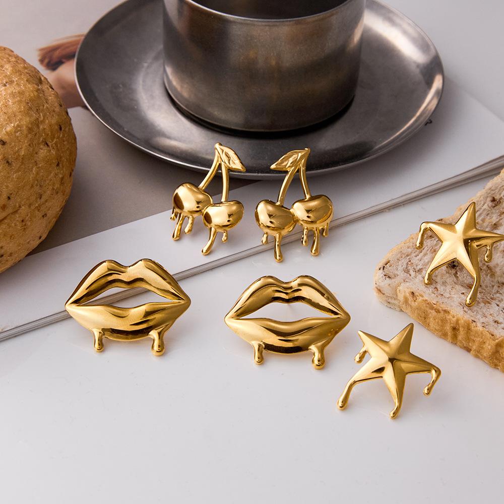 Design Sense Sweet Romantic Wind 18K Gold, Liquid Melted Lips Earrings Versatile Jewelry