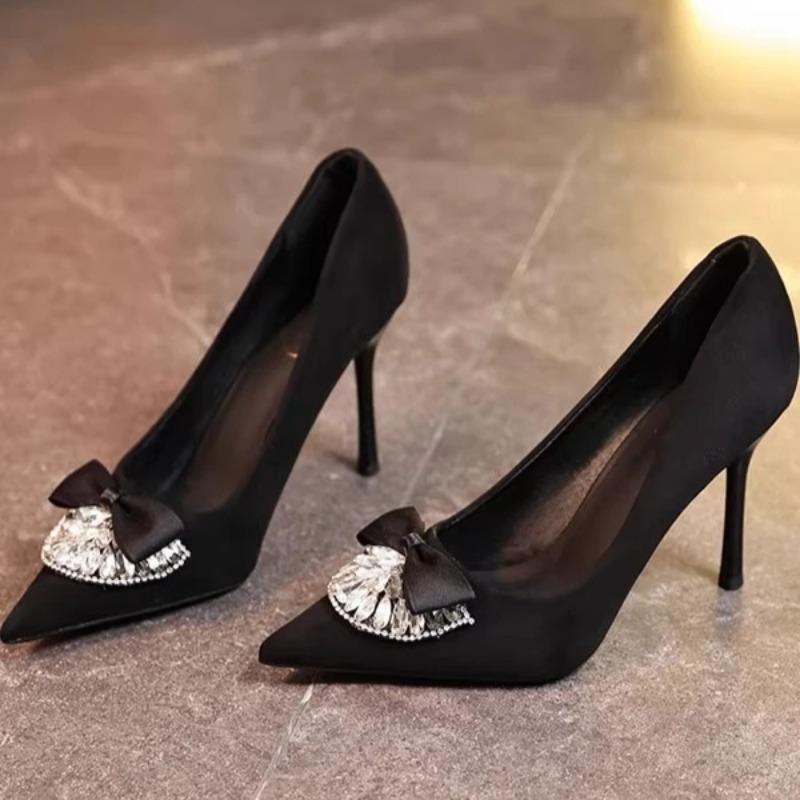 

Fashion Pointed Toe Shallow Mouth Rhinestone Stiletto Single Shoes New French Sexy Heels 34