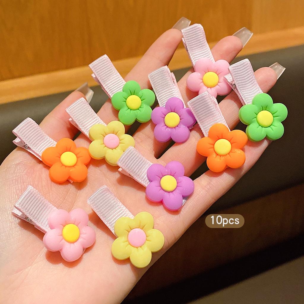 10 Flower Hair Clips with Sweet and Stylish Colors, Randomly Arranged for Daily Use As Hair Accessories