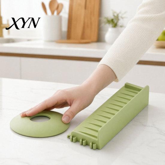 Sink Splash Guard Silicone Kitchen Faucet Mat, Foldable with Suction Cup, Cup Mat 5 Degrees Slope Countertop Water Draining for Bathroom Non-slip