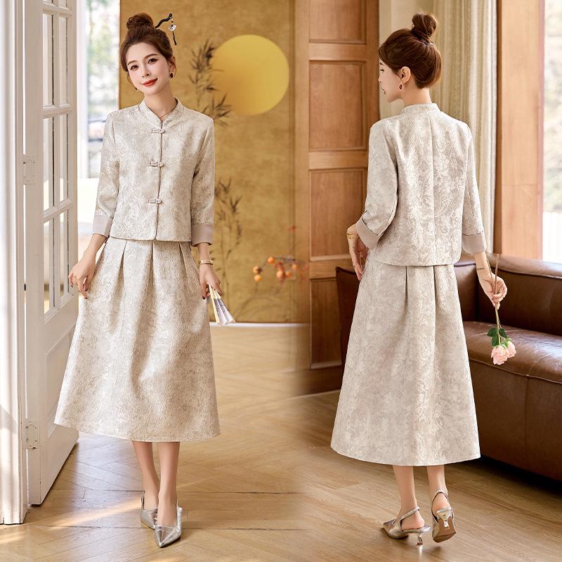 

Весна 2025 Женский костюм в китайском стиле: жакет и юбка, комплект из двух предметов (LB991) XL 120-130 jin серый/бежевый