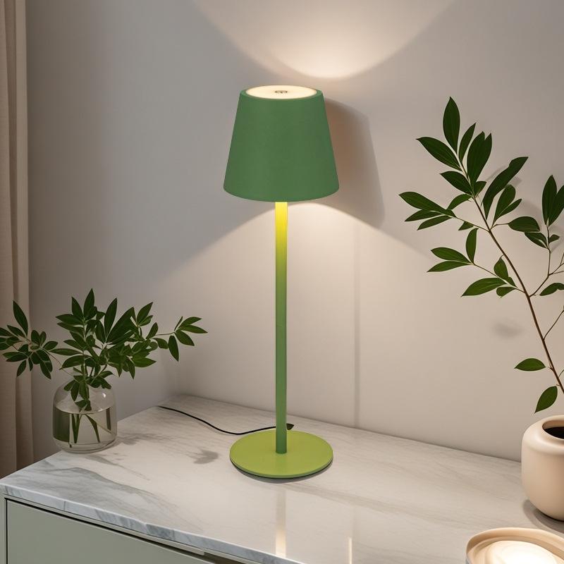 Elegant Touch-Control Table Lamp: Creative Decoration for Hotels, Restaurants, Bars - Patent Design