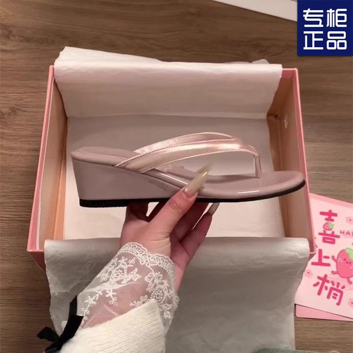 

Wedge heel pinch foot cool slippers women s high-end sense outer wear new flip-flops summer skirt 40 чорний