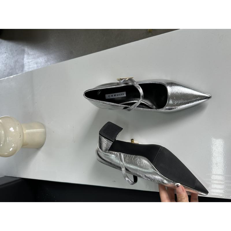 2025 spring and autumn new fashion versatile French thick heel gentle wind Mary Jane small leather shoes women's shoes pointed